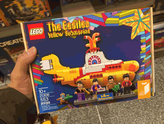 Lego The Beatles Yellow Submarine