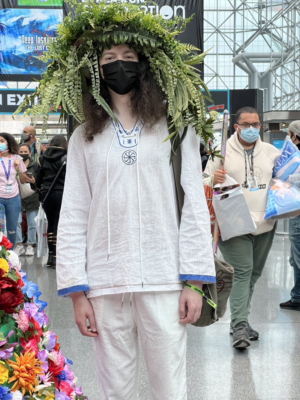 A cosplay of midsommar at NYCC 2021