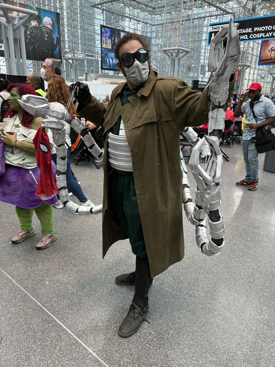 A cosplay of Doctor Octopus at NYCC 2021